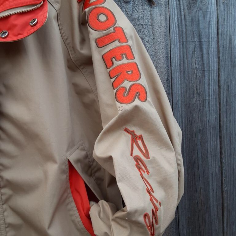 Hooters Racing jacket - Picture 2 of 6
